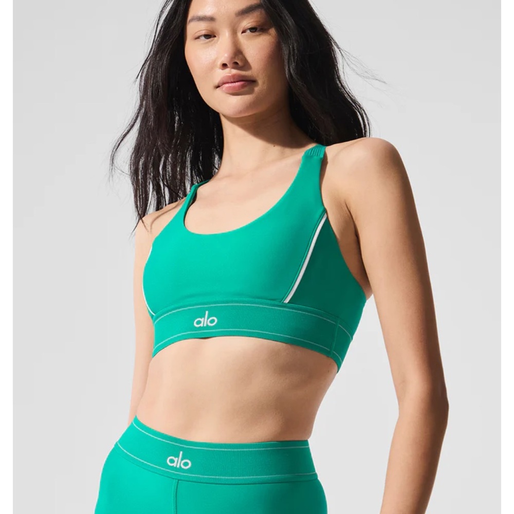 ALO Yoga Spruce Green Racerback airlift Sports Bra with Medium Support